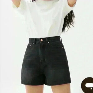 L Love, Bonito” Black High waisted denim jean Shorts size 30